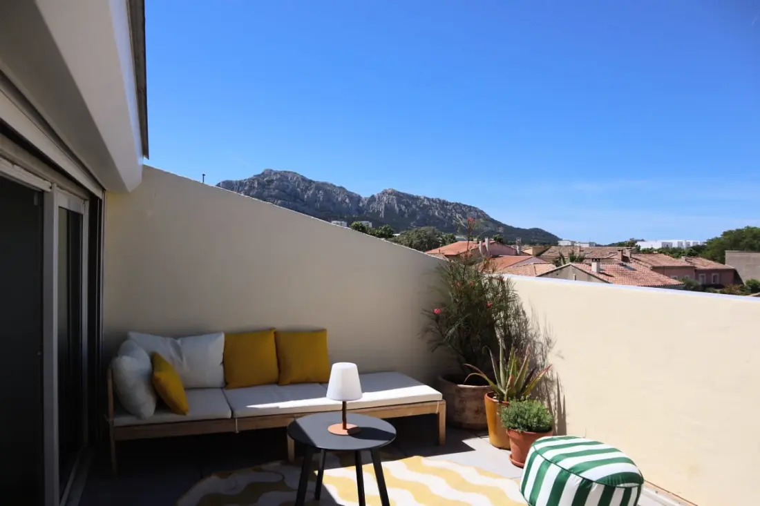 Appartement Familial Avec Terrasse Vue Calanques