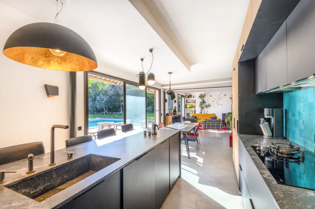Villa D'architecte Avec Piscine à Marseille