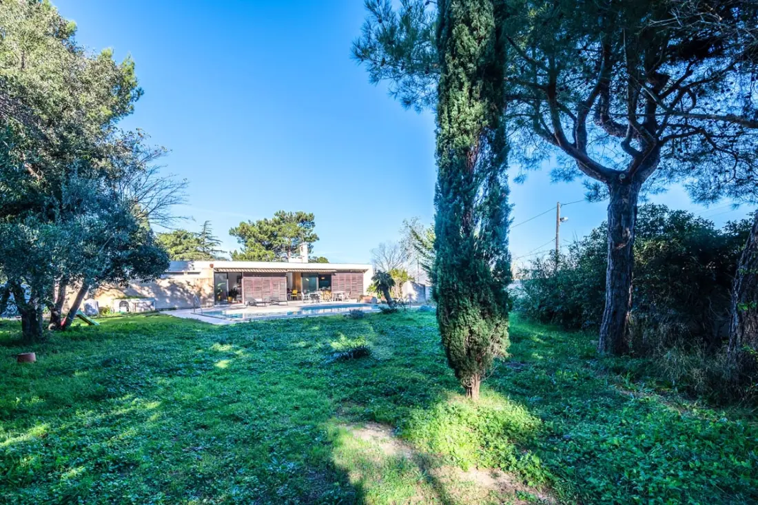 Villa D'architecte Avec Piscine à Marseille