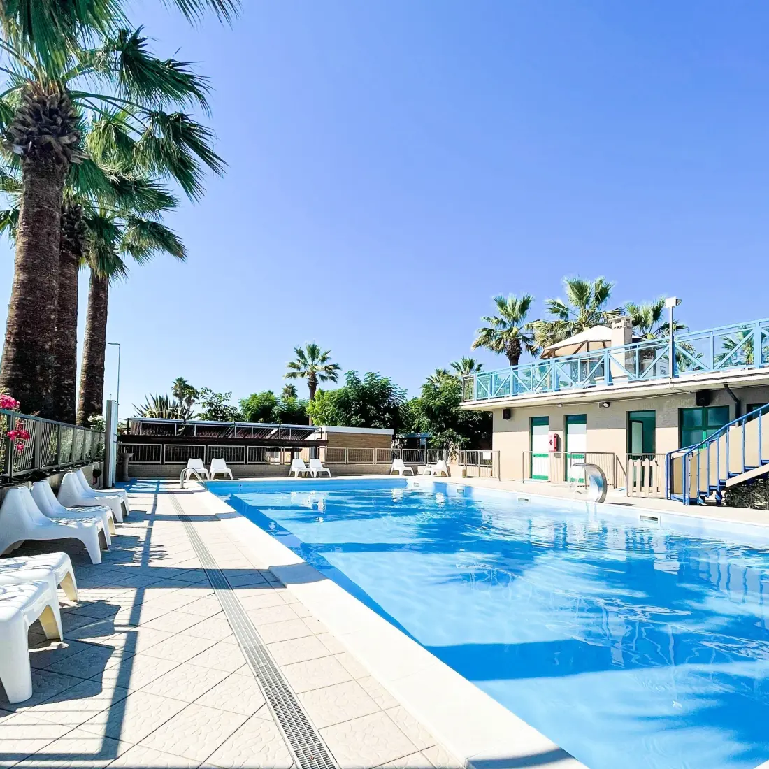 Camping Duca Amedeo Village 3 étoiles★★★