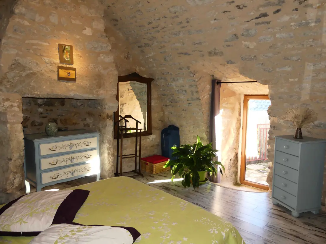 Gîte de France La porte 2/4 personnes, à mas de val 2 épis
