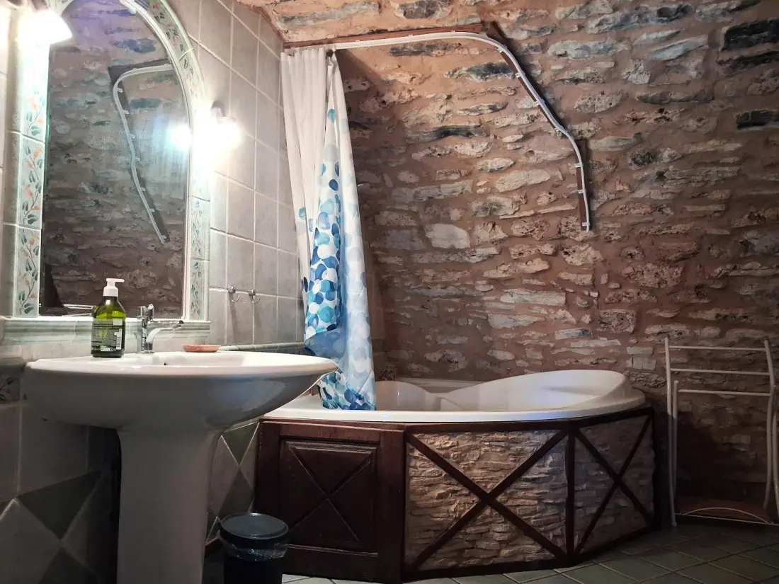 Gîte de France Le nichoir, à mas de val 2 épis