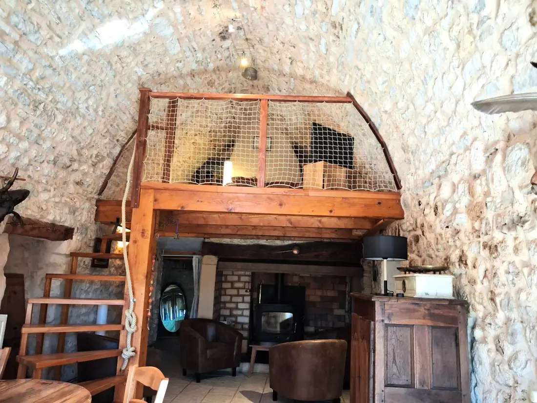 Gîte de France Le nichoir, à mas de val 2 épis