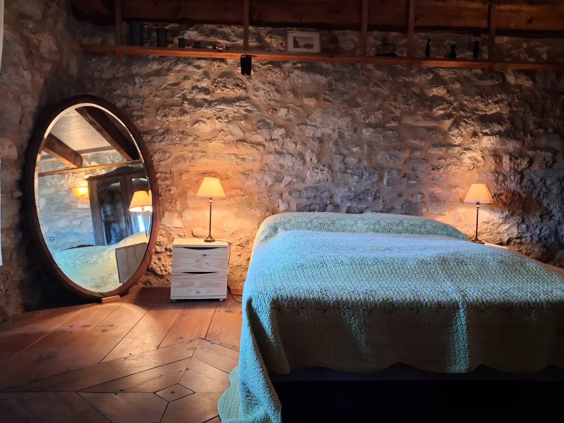 Gîte de France Le nichoir, à mas de val 2 épis