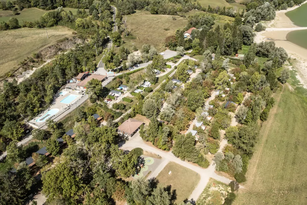 Camping Paradis les Gorges du Haut Bugey 4 étoiles★★★★