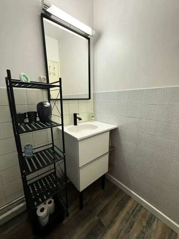Appartement Avec Balcon Proche De La Plage