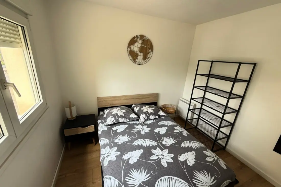 Appartement Avec Balcon Proche De La Plage