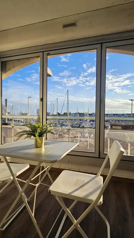 Studio Avec Balcon Face Au Port