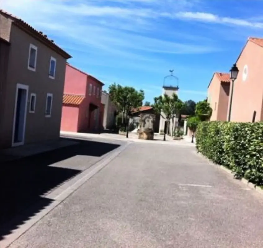 Charmant Mazet, Idéal En Famille, Piscine, Tennis.