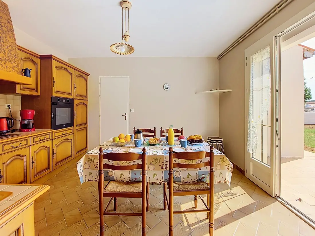 Maison de Vacances Mauze sur le Mignon