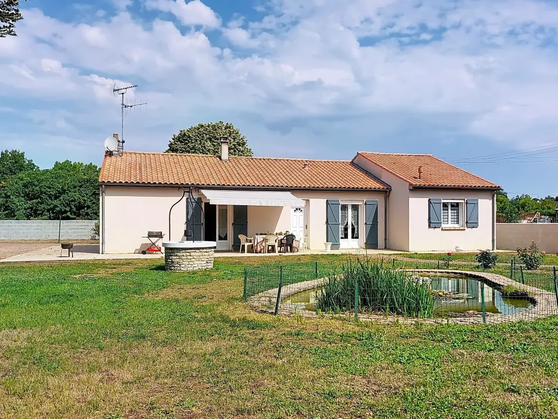 Maison de Vacances Mauze sur le Mignon