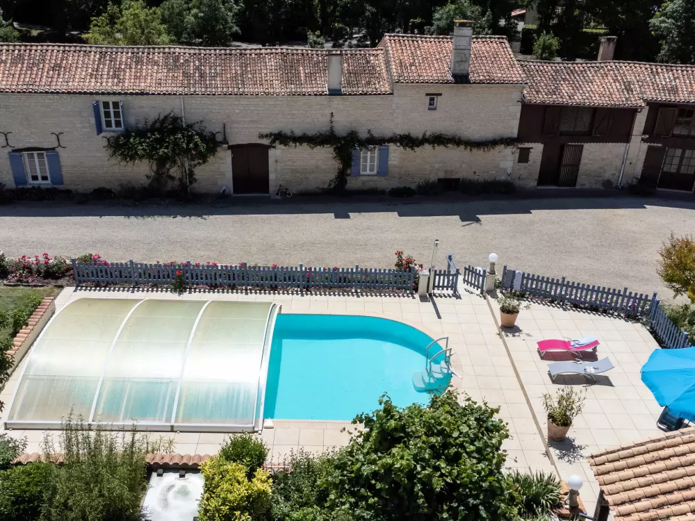 Maison de Vacances Mauze sur le Mignon