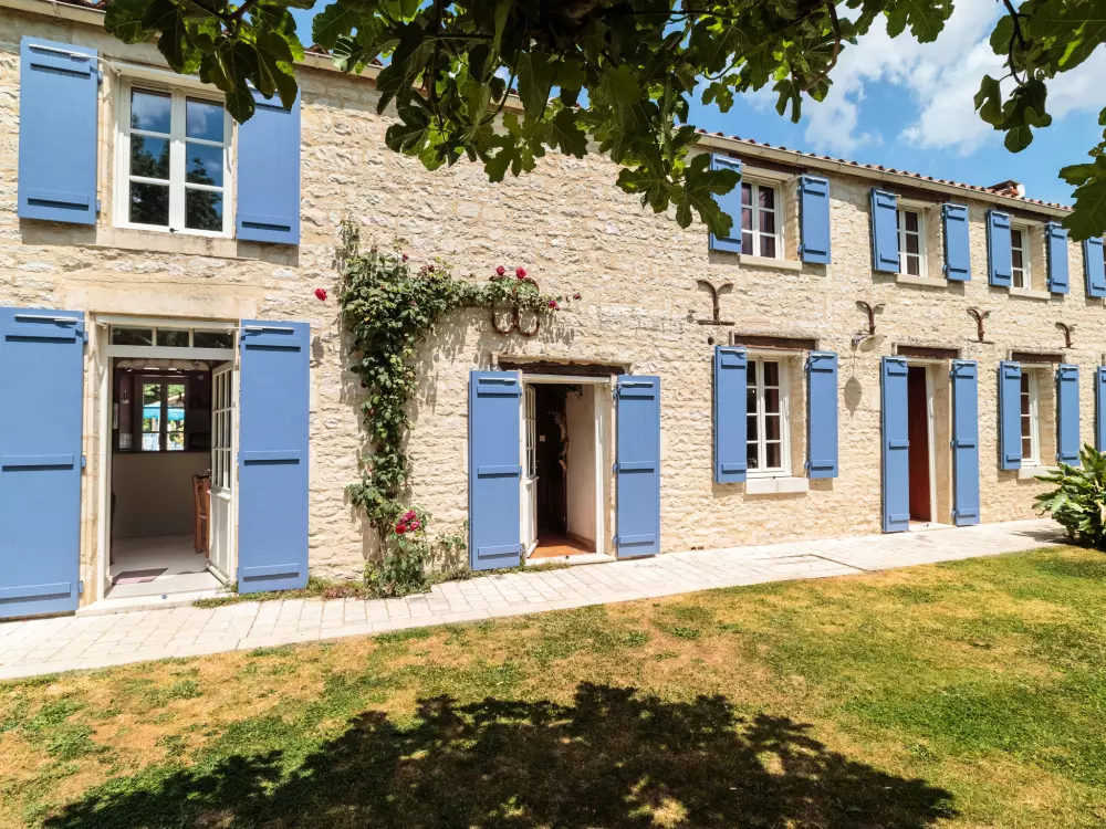 Maison de Vacances Mauze sur le Mignon