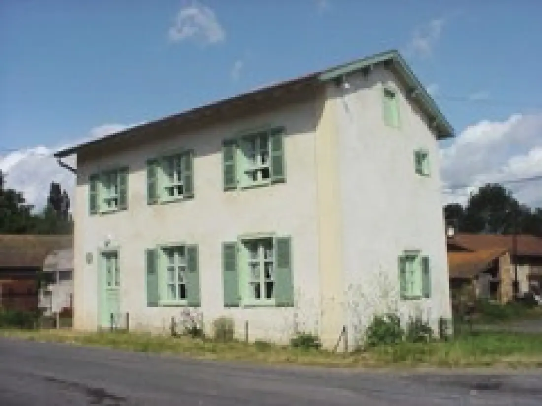 Gîte de France à Mayres  1