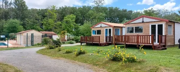Camping La Bastide ***