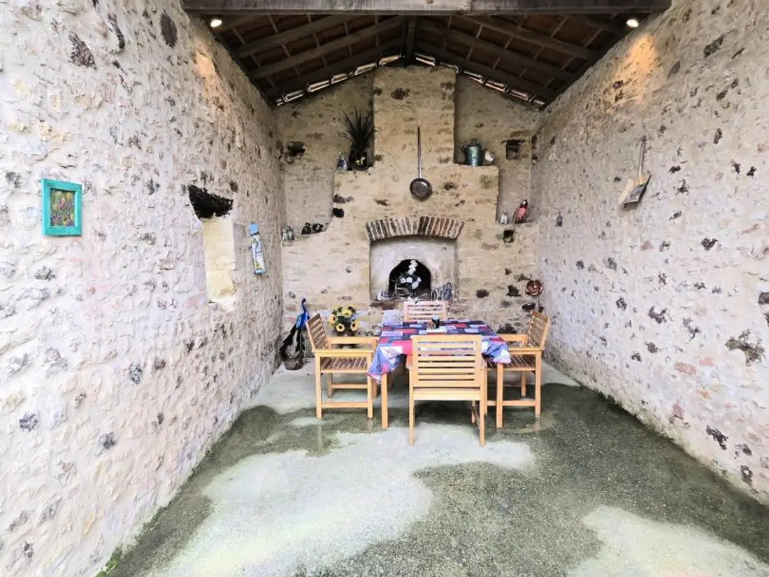 Maison de Vacances Mazeyrolles 3