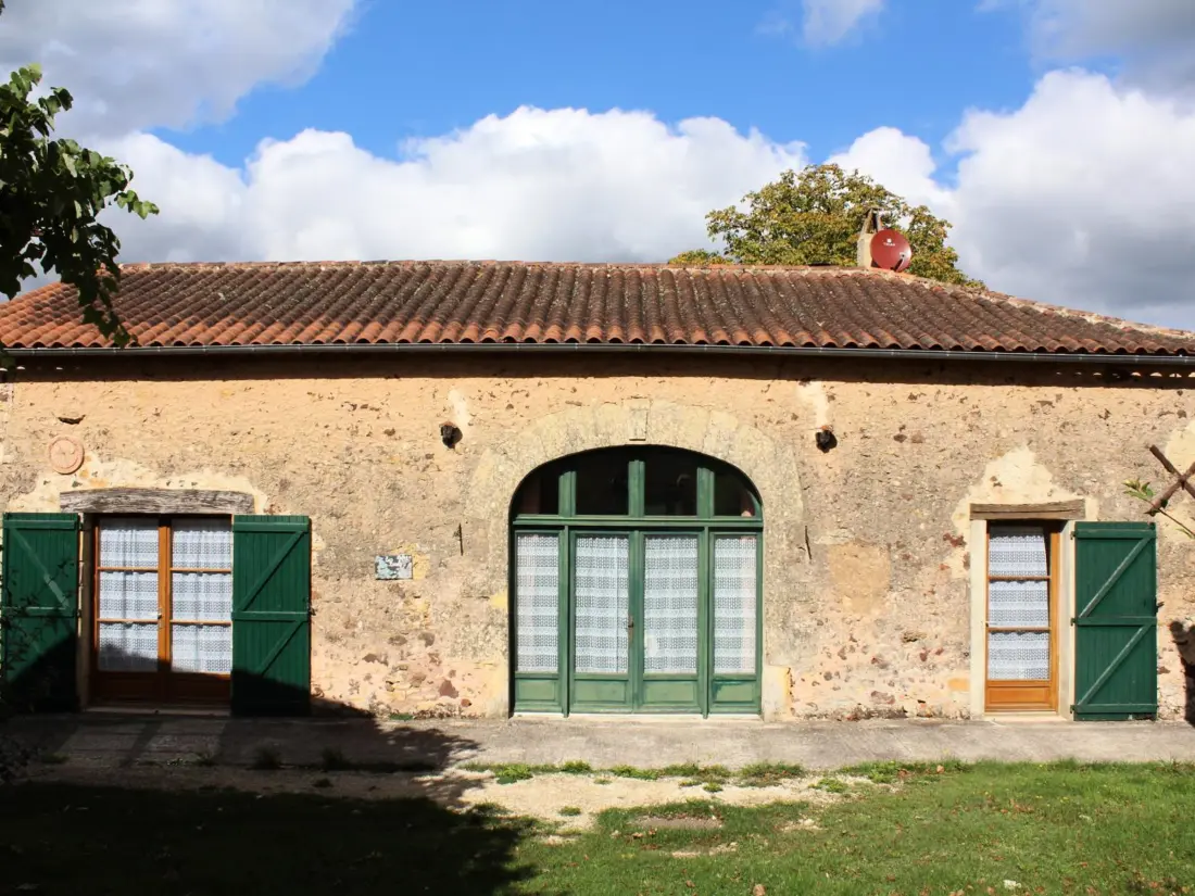 Maison de Vacances Mazeyrolles 3