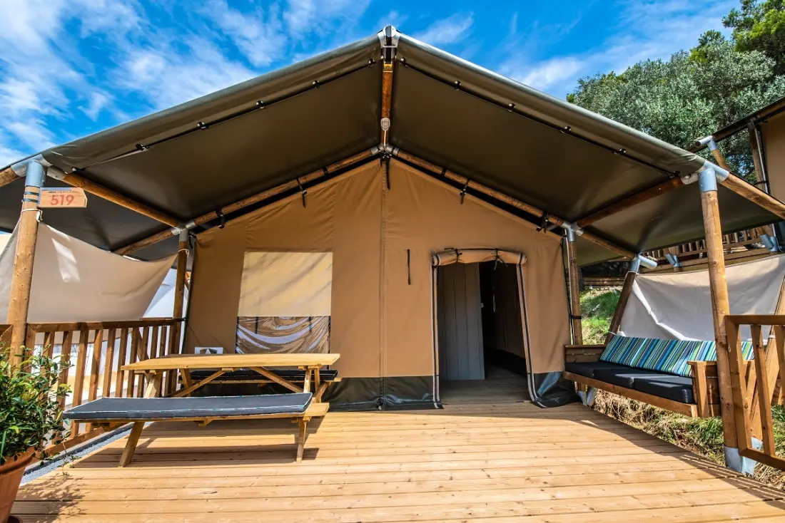 Glamping Arena One 99 4 étoiles★★★★
