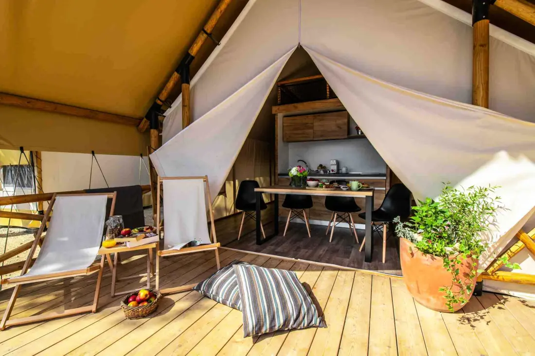 Glamping Arena One 99 4 étoiles★★★★