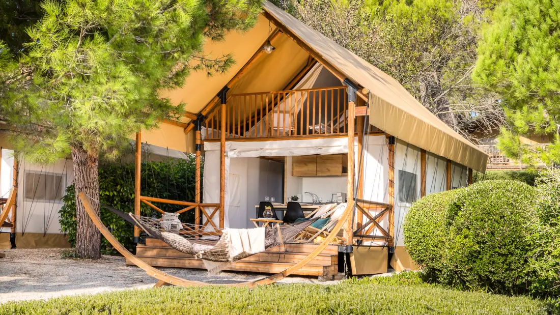 Glamping Arena One 99 4 étoiles★★★★