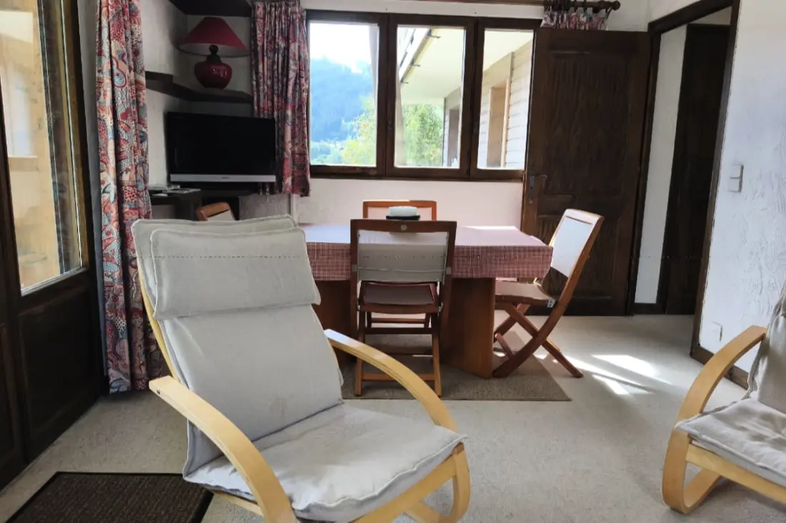 Appartement Cosy Avec Piscine, Ski à Proximité