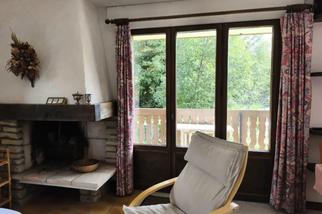 Appartement Cosy Avec Piscine, Ski à Proximité