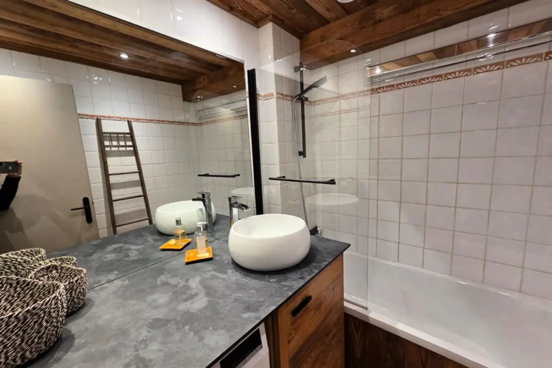 Le Menhir, Chalets De Lady