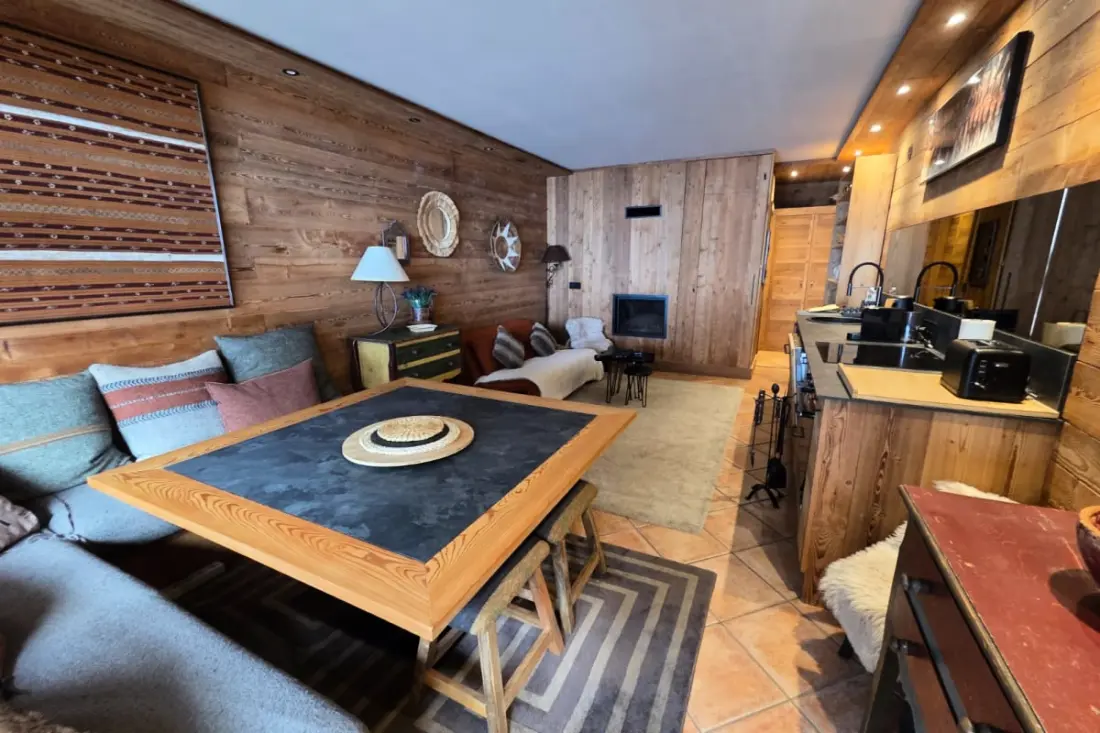 Le Menhir, Chalets De Lady