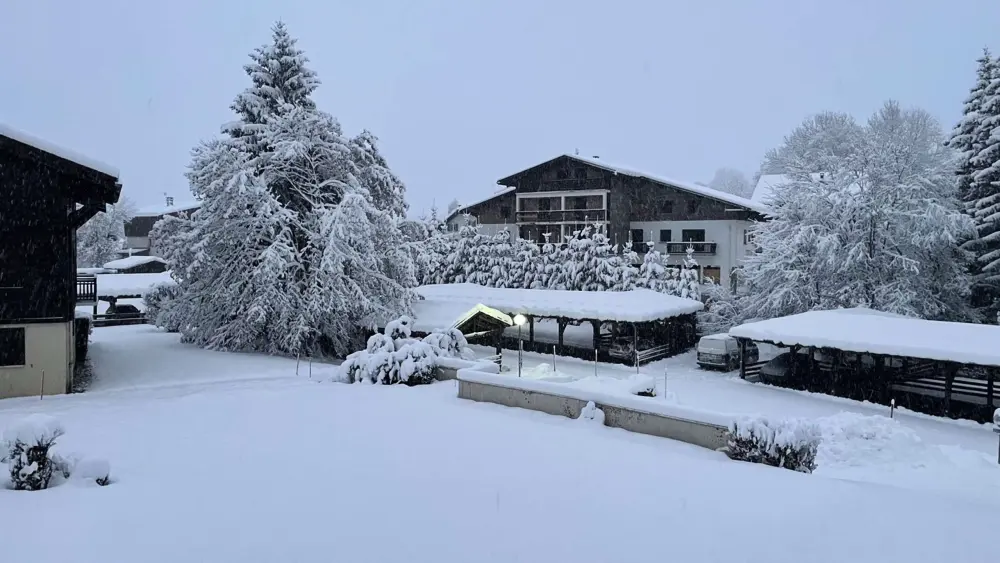 Les Chalets Des Pistes