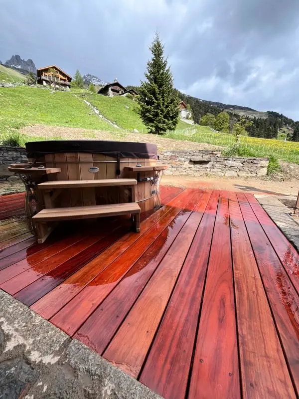 Chalet Le Cairn - Skis Aux Pieds - Jaccuzzi