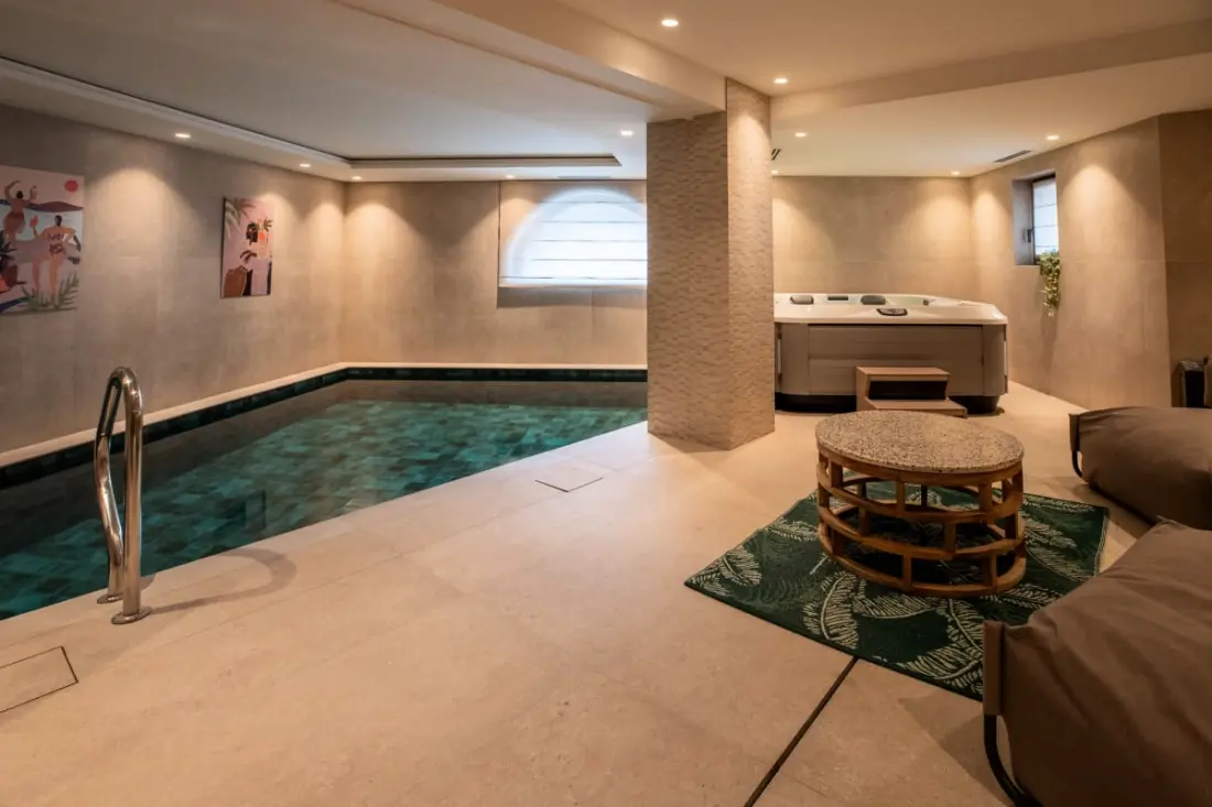 Chalet Yolo-piscine Intérieure Spa