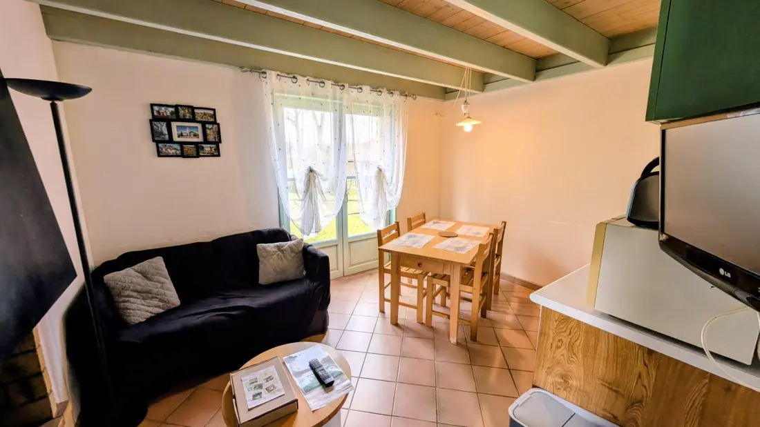 Gîte de France Pierrelaine 2 épis