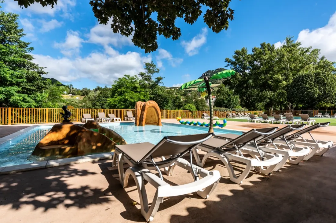 Camping maeva Escapades Millau Plage 4 étoiles★★★★