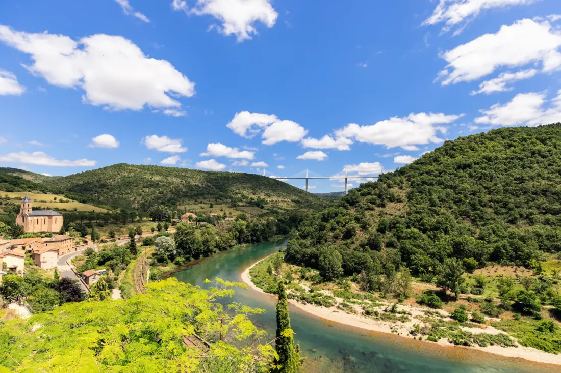 Camping maeva Escapades Millau Plage 4 étoiles★★★★