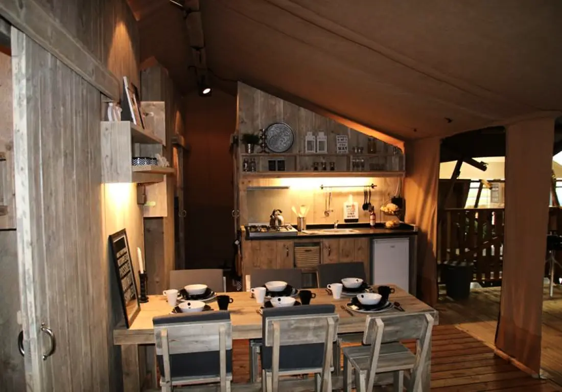 Camping maeva Escapades Millau Plage 4 étoiles★★★★
