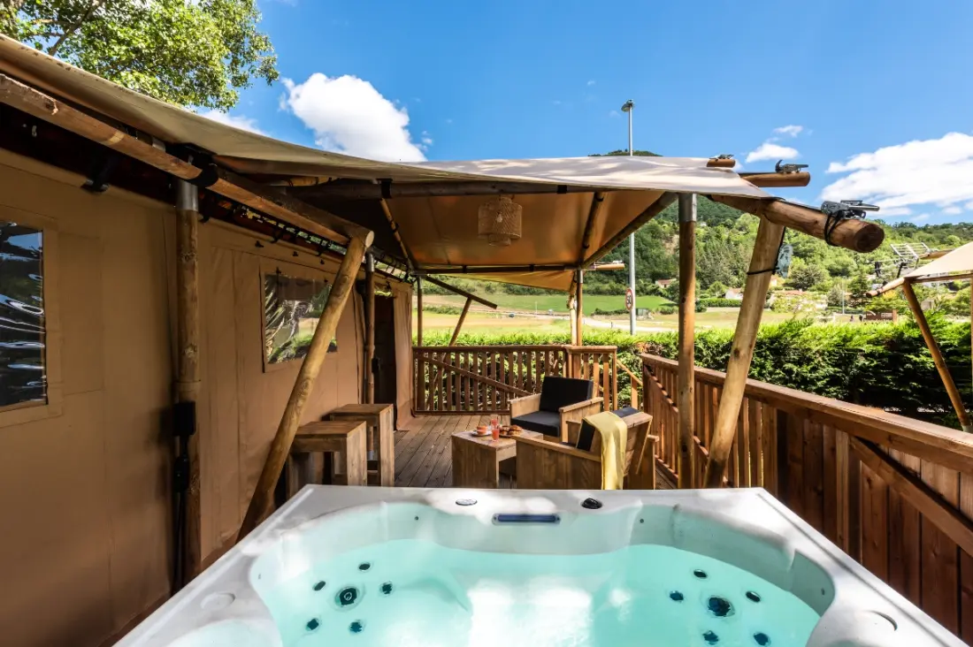 Camping maeva Escapades Millau Plage 4 étoiles★★★★
