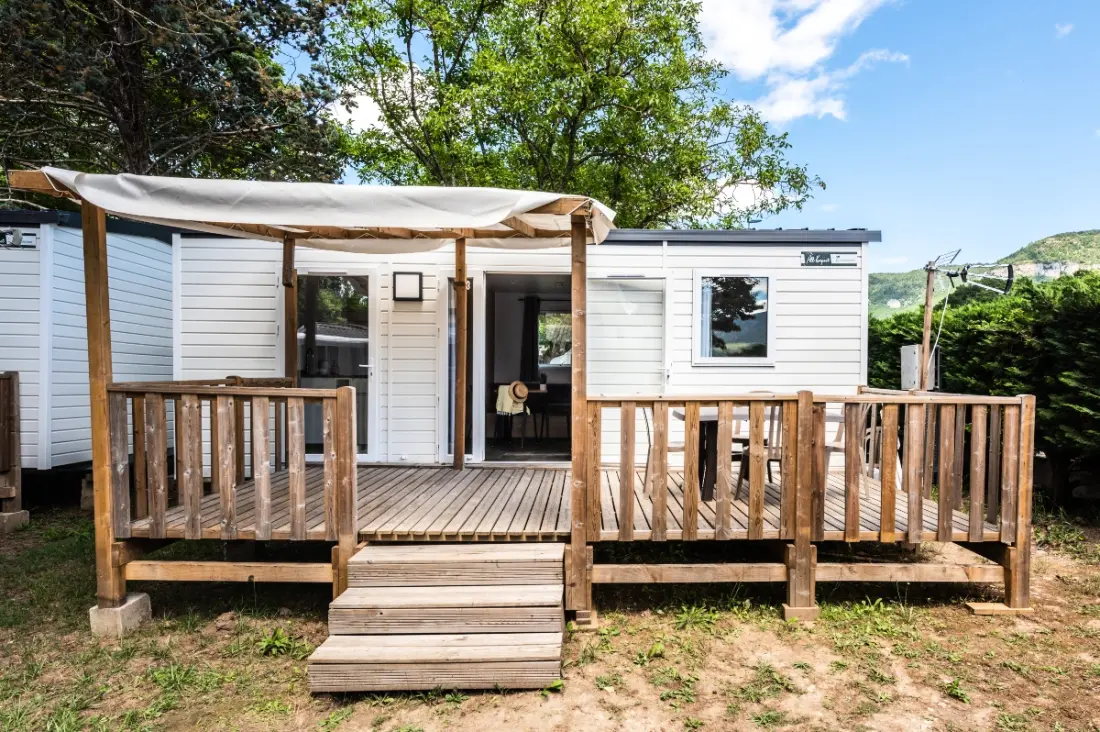 Camping maeva Escapades Millau Plage 4 étoiles★★★★