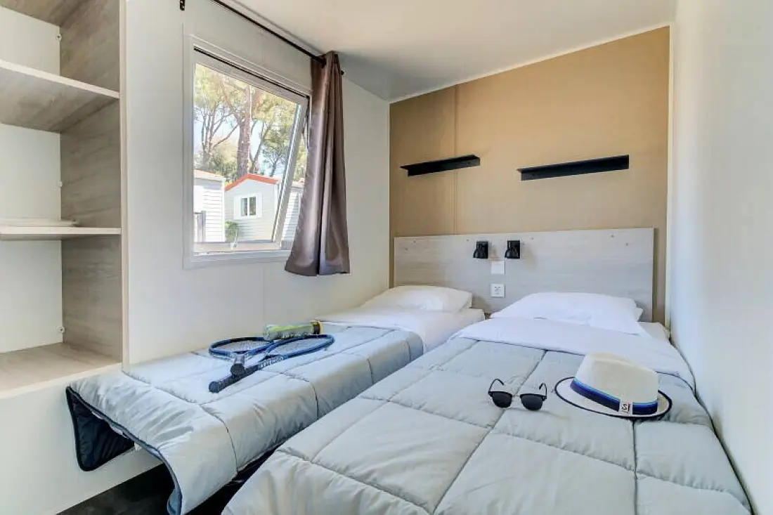 Camping maeva Escapades Millau Plage 4 étoiles★★★★