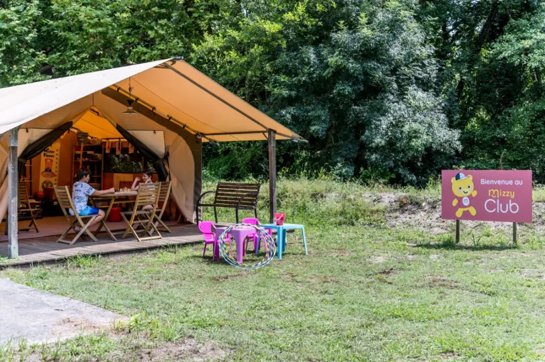 Camping maeva Escapades La Clairière 4 étoiles★★★★