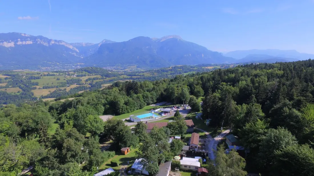 Camping Le Balcon De Chartreuse 3 étoiles★★★