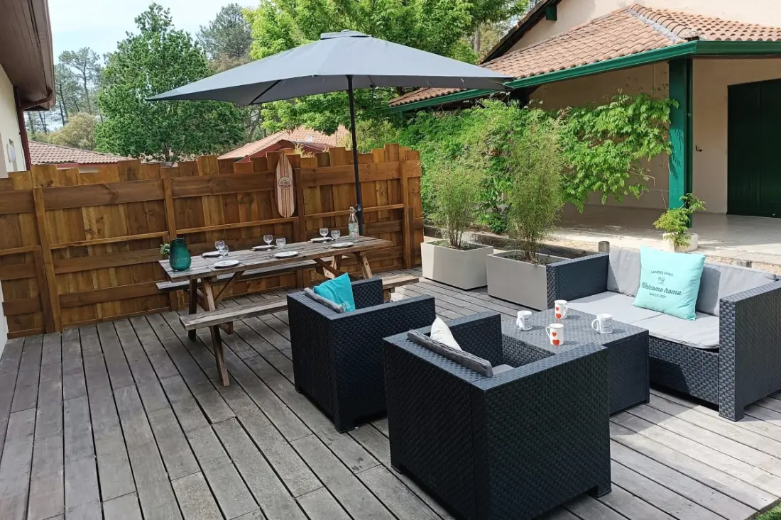 Maisonnette Duplex Avec Terrasse Proche Océan.