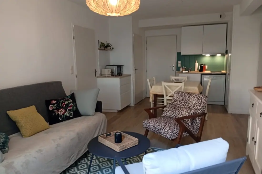 Superbe Appartement Avec Terrasse Proche Plage ⛱