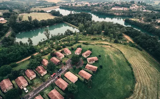 Terres de France - Hameaux des Lacs