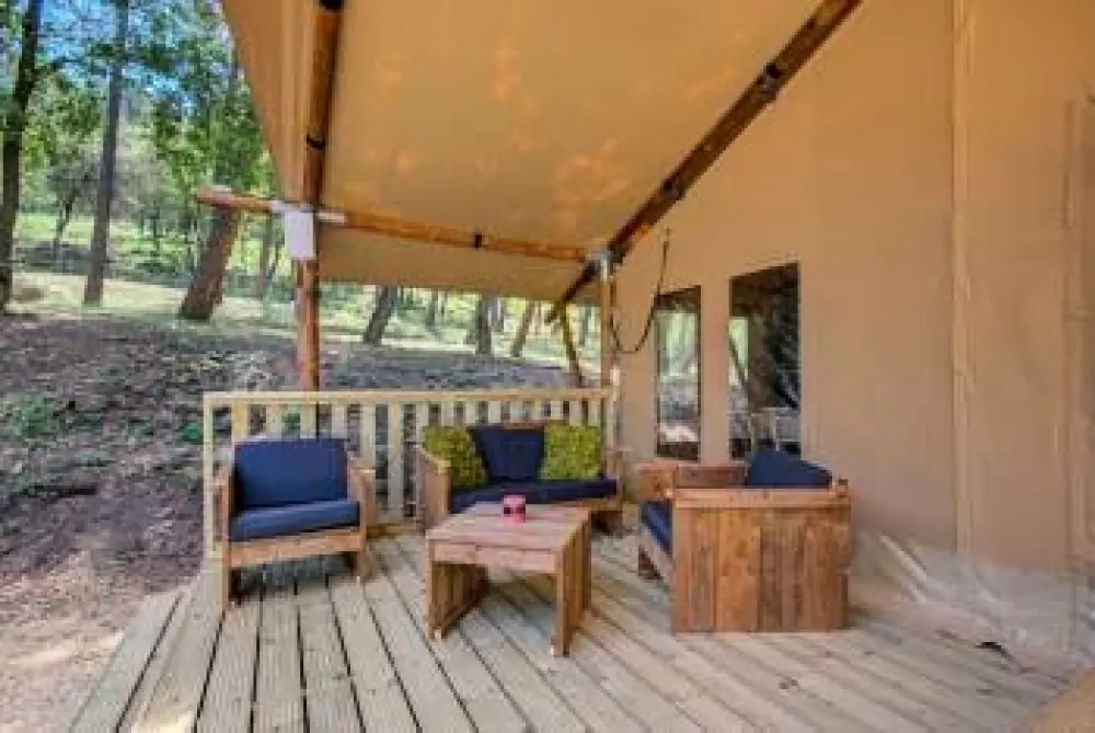Camping La Pinède en Provence 3 étoiles★★★