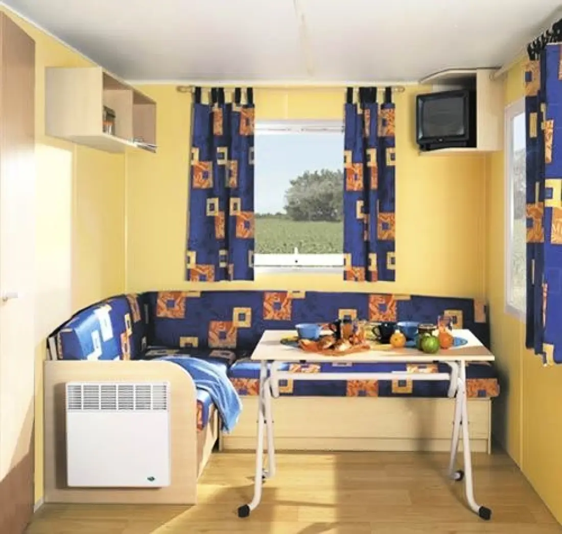 Camping La Pinède en Provence 3 étoiles★★★