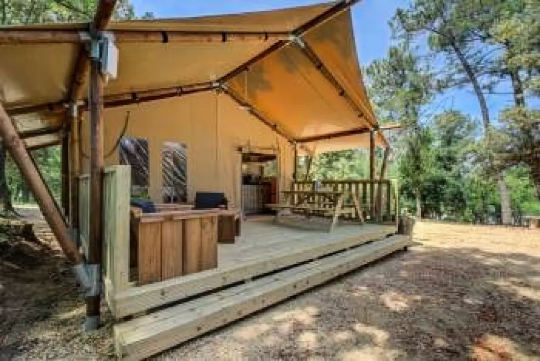 Camping La Pinède en Provence 3 étoiles★★★