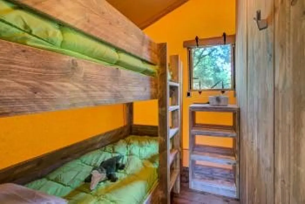 Camping La Pinède en Provence 3 étoiles★★★