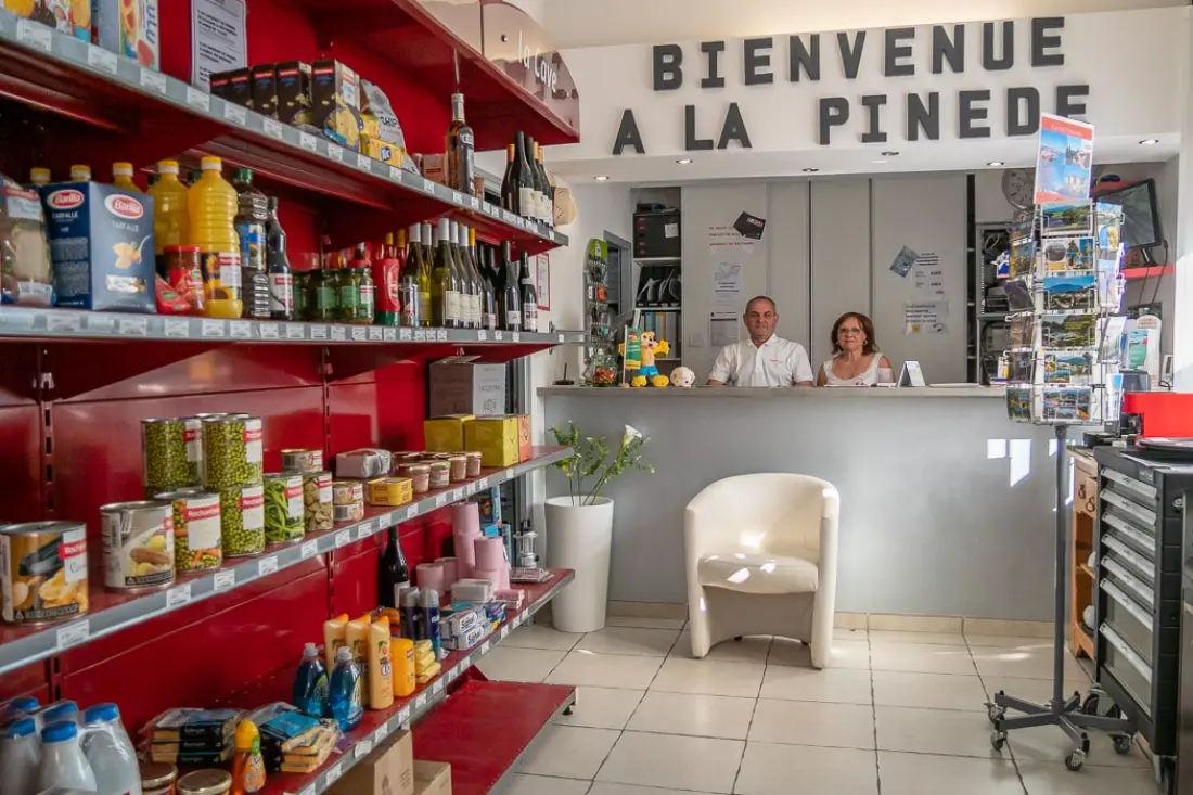Camping La Pinède en Provence 3 étoiles★★★