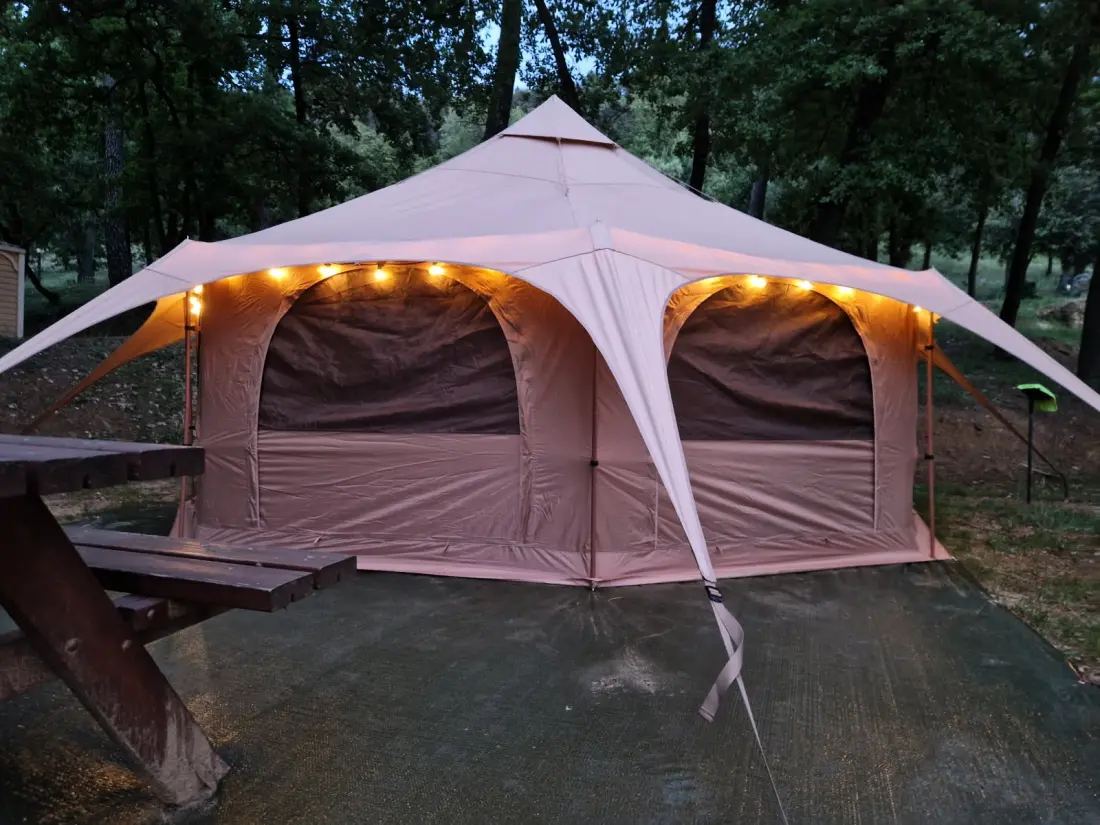 Camping La Pinède en Provence 3 étoiles★★★
