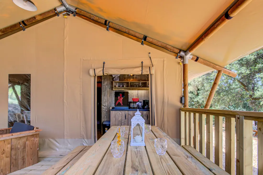 Camping La Pinède en Provence 3 étoiles★★★